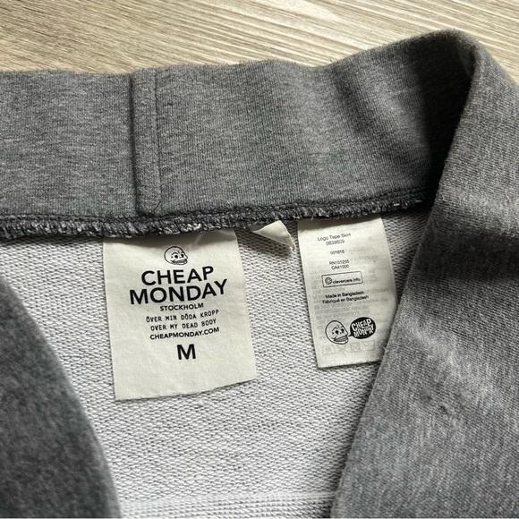 Cheap Monday Gray Women's Skirt - Picture 5 of 7